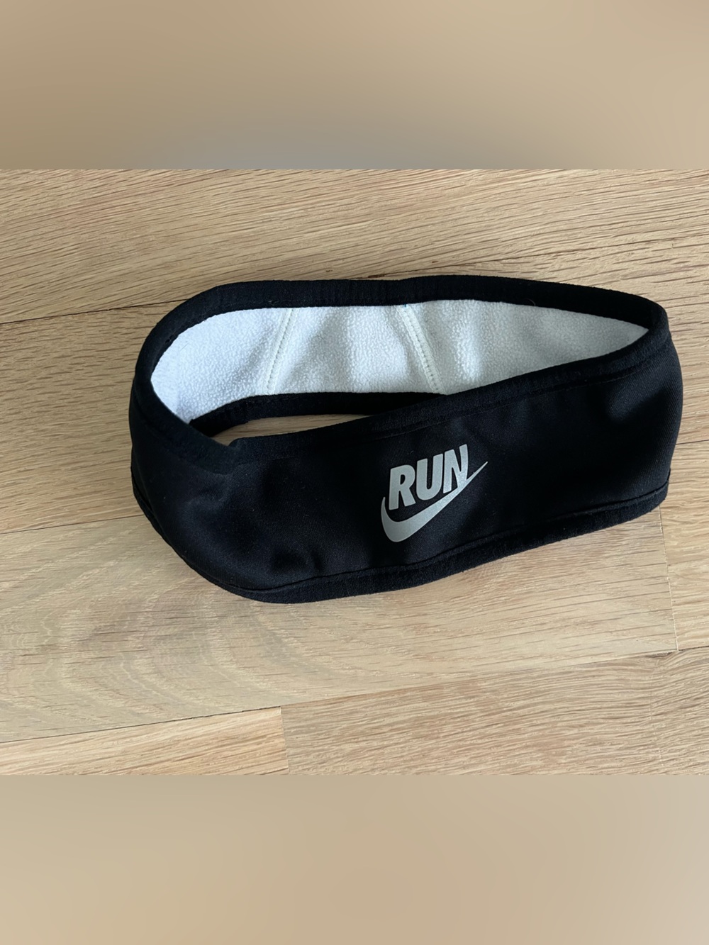 Nike RUN Black and White Fleece-Lined Headband